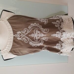 Ultra pink embroidered top in size L